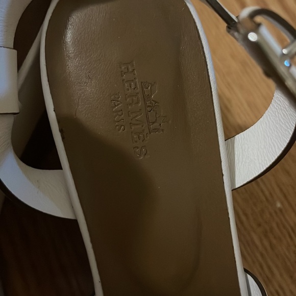 Platform - Picture 2 of 4